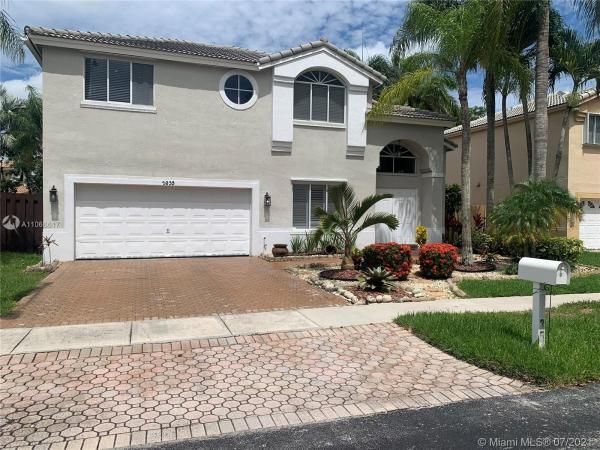Reflections, 2635 N Rampart Way N, Cooper City, Florida 33026, image 2