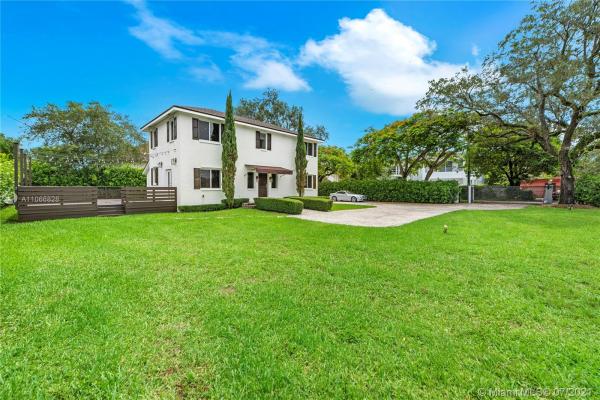 Palm Miami, 7055 Sunset Dr, Glenvar Heights, Florida 33143, image 1