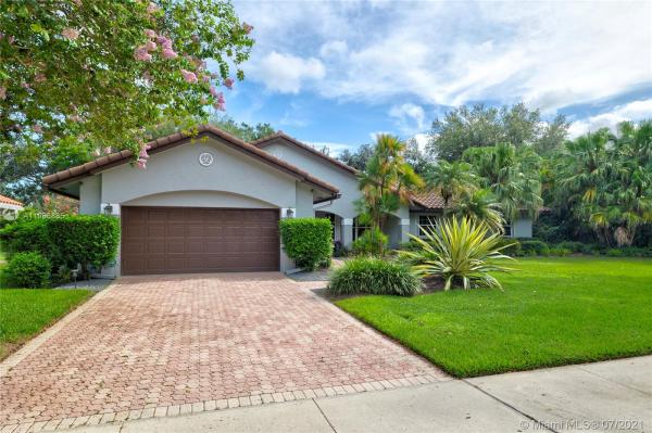 Ridgeview Lake Estates, 10141 SW 18th St, Davie, Florida 33324, image 2