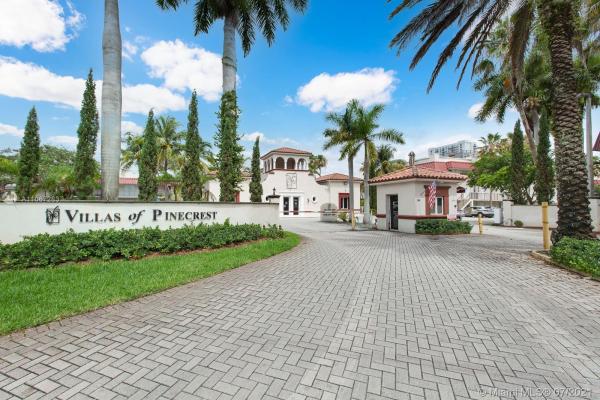 Villas Of Pinecrest, 8650 SW 67th Ave #1028, Pinecrest, Florida 33156, image 2