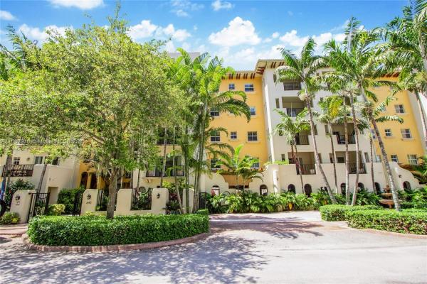 Valencia Grande, 642 Valencia Ave #307, Coral Gables, Florida 33134, image 1