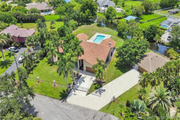 Trails Of El Rancho Acres, 20250 SW 50th Pl, Southwest Ranches, Florida 33332, image 1