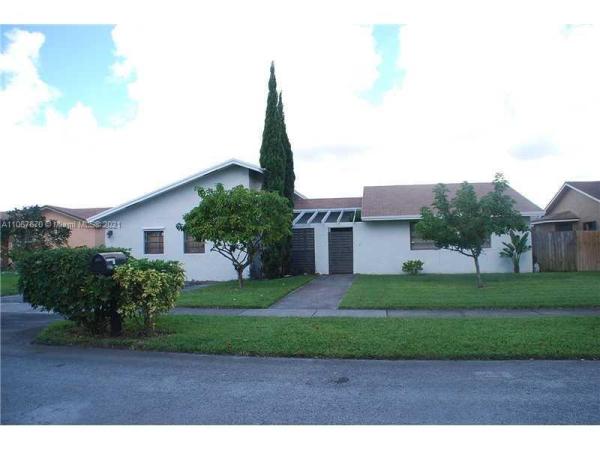 Cantisano, 16614 SW 103 Ct #, Palmetto Estates, Florida 33157, image 1