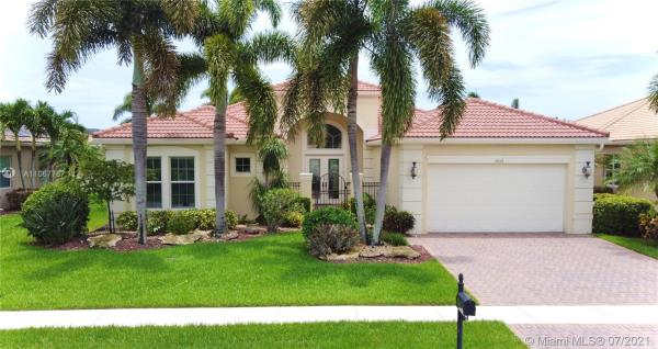 Valencia Reserve, 10668 Whitewind Cir, Boynton Beach, Florida 33473, image 2