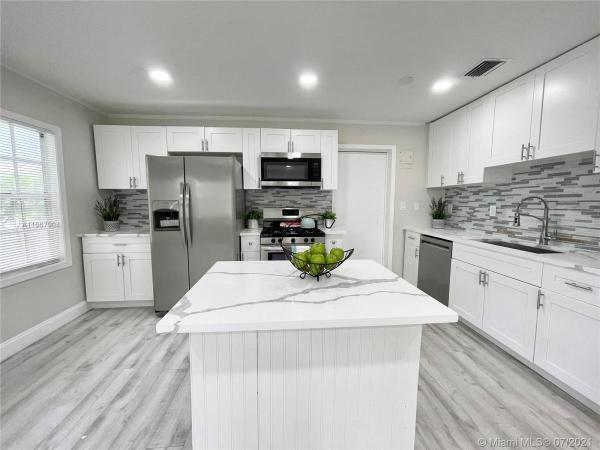 Northwood Hills, 961 32nd St, West Palm Beach, Florida 33407, image 2