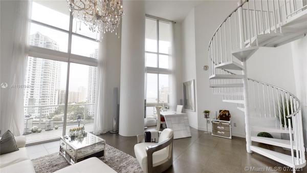 Met 1, 300 S Biscayne Blvd #L-1216, Miami, Florida 33131, image 2