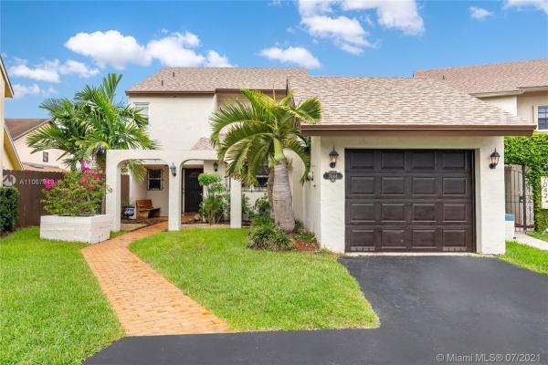 Pueblo Del Sol, 7044 SW 103rd Pl, Sunset, Florida 33173, image 2