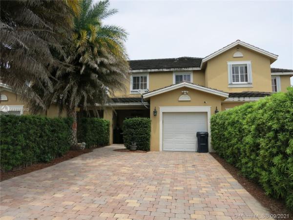 Mandarin Lakes, 27350 SW 140th Psge, Naranja, Florida 33032, image 2