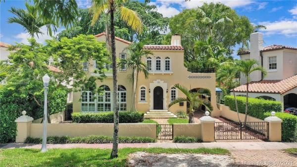 Granada, 733 Alhambra Cir, Coral Gables, Florida 33134, image 2