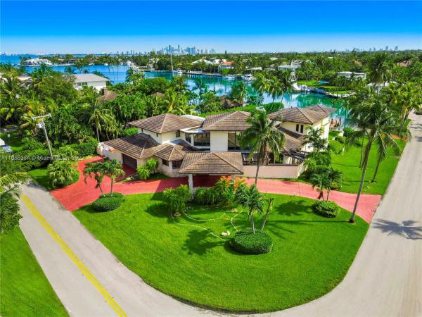 Mashta Island, 501 N Mashta Dr, Key Biscayne, Florida 33149, image 1