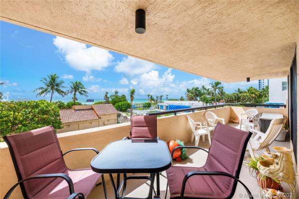 Club Atlantis, 2555 Collins Ave #309, Miami Beach, Florida 33140, image 2