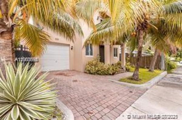 East Little Havana, 1031 SW 4th Ave, Miami, Florida 33130, image 2