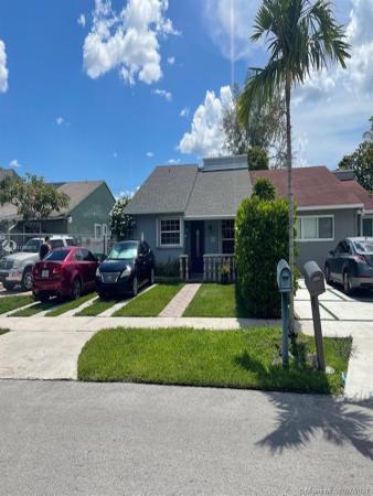 Grand Canal Homes, 346 SW 96th Ct, Fountainebleau, Florida 33174, image 2