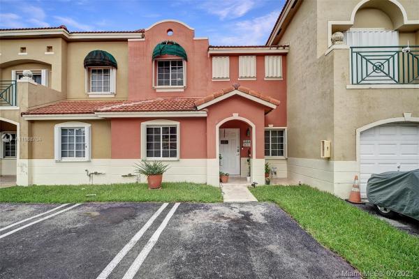 Vista Alegre Townhomes, 13443 SW 152nd Ln #1604, Three Lakes, Florida 33177, image 2