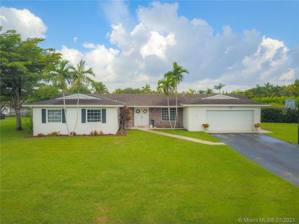 Pine Shore, 12900 SW 109th Pl, Kendall, Florida 33176, image 2