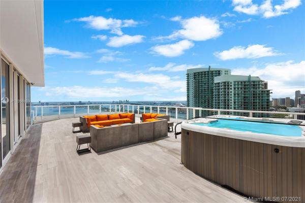 Paramount Bay, 2020 N Bayshore Dr #PH3708, Miami, Florida 33137, image 2