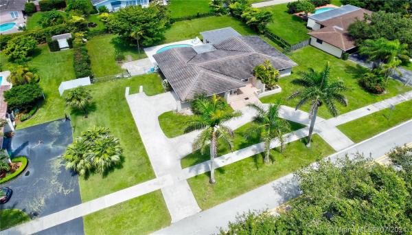 Caribbean Pines Estates, 13620 SW 102nd Ave, Kendall, Florida 33176, image 2