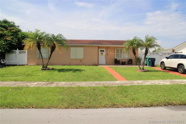 Los Angeles Estates, 11940 SW 190th Ter, South Miami Heights, Florida 33177, image 2