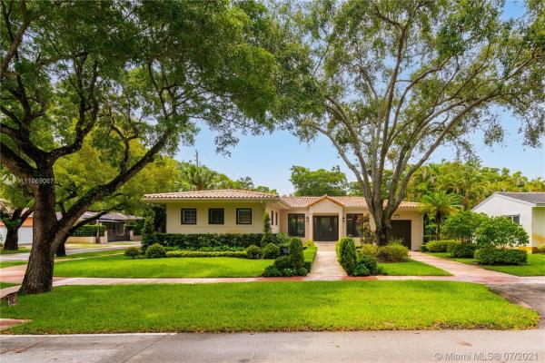 Biltmore, 500 Catalonia Ave, Coral Gables, Florida 33134, image 2
