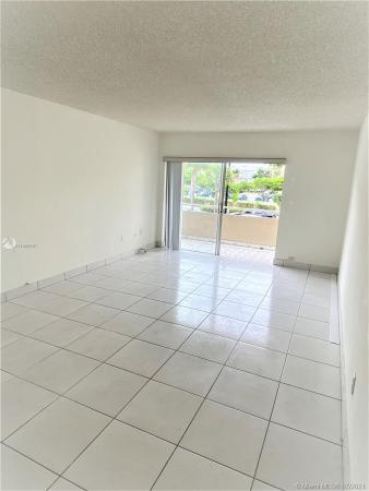 Kings Creek South, 7745 SW 86th St #D-221, Kendall, Florida 33143, image 2