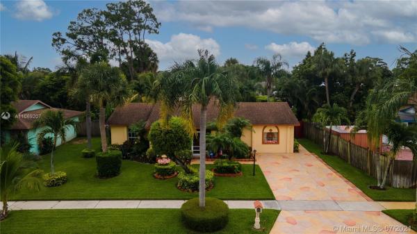Cam Estates, 1110 Cameo Cir, West Palm Beach, Florida 33417, image 2