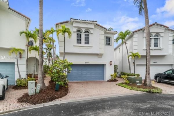 Aventura Lakes, 20875 NE 30th Pl, Aventura, Florida 33180, image 2