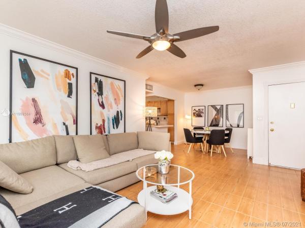 Heather Walk, 9009 SW 138th St #B, Kendall, Florida 33176, image 2