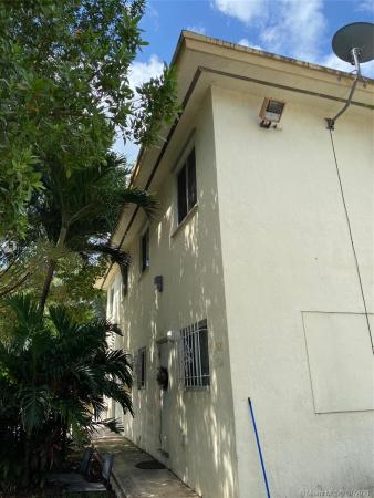 Memorial Villas, 13924 NE 2nd Ave #3C, Golden Glades, Florida 33161, image 2
