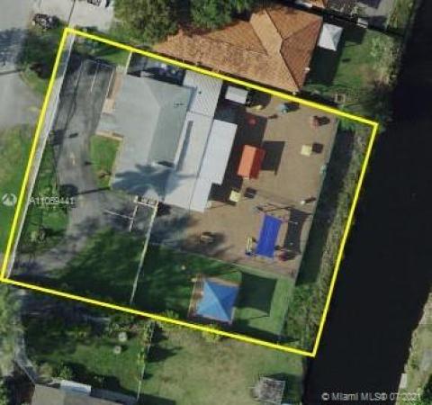481 SW Grand Canal Dr, Unincorporated Dade County, Florida 33144, image 2
