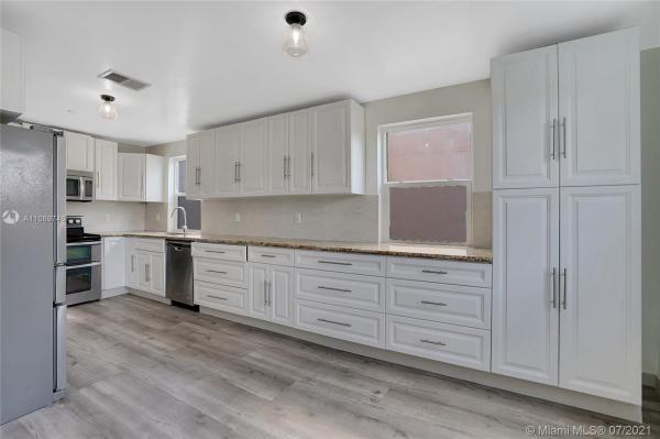 Cutler Landings, 12121 SW 271st St, Naranja, Florida 33032, image 2
