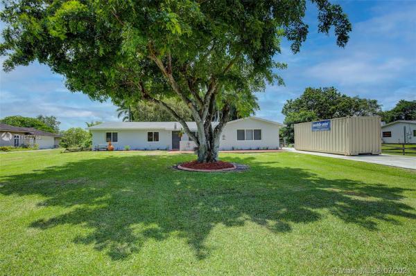 Country Acres, 5551 SW 188th Ave, Southwest Ranches, Florida 33332, image 2