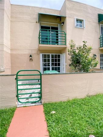 Les Chateaux At International Gardens, 12015 SW 18th Ter #13, Tamiami, Florida 33175, image 2