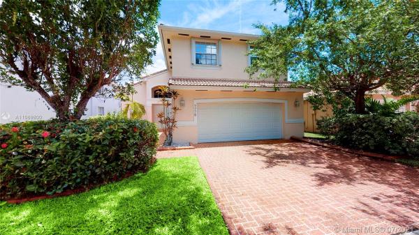 Gardens At Huntington, 5031 SW 150th Ave, Miramar, Florida 33027, image 2