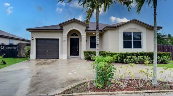 18905 SW 320th, Unincorporated Dade County, Florida 33030, image 2
