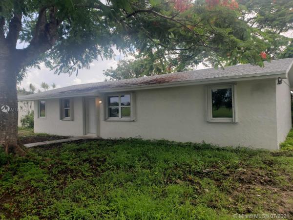 Avocado Villas, 125 SW 18th Ave, Homestead, Florida 33030, image 2