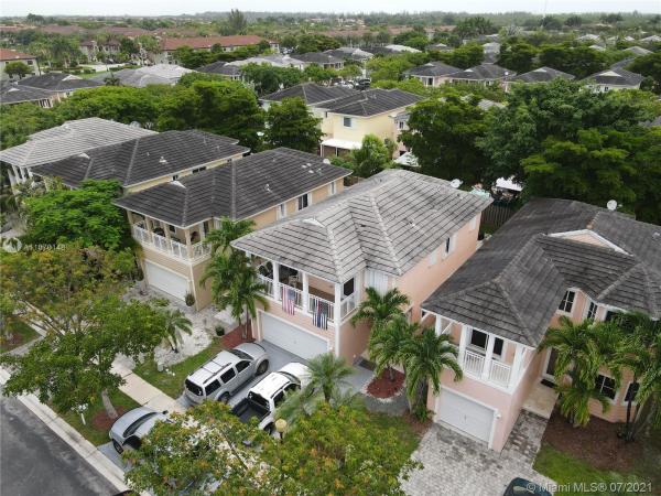 Emilios Place At Oasis, 371 NE 34th Ter, Homestead, Florida 33033, image 2