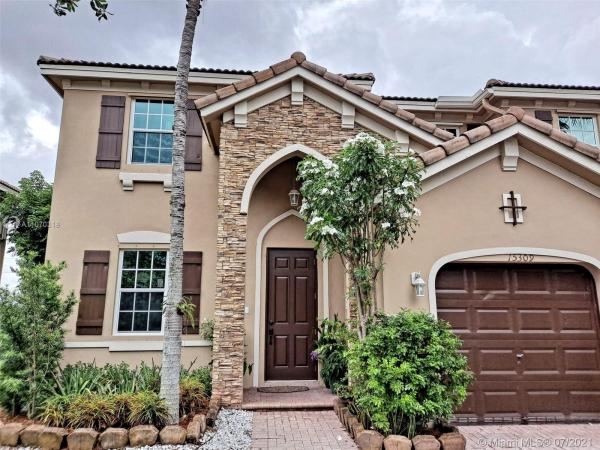 Catalina Isles, 15309 SW 8th Way, Palmetto Estates, Florida 33194, image 2