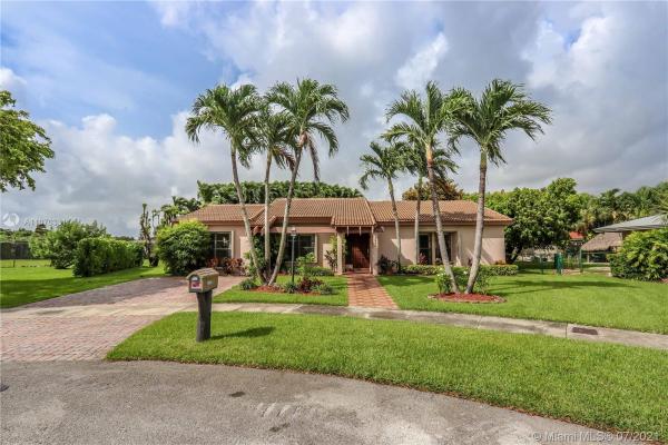 7330 SW 100th Ct, Sunset, Florida 33173, image 2