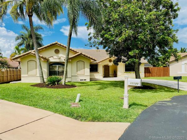 Hawkes Bluff, 15540 Winkfield Cir, Davie, Florida 33331, image 2