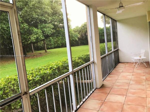Nassau Village, 2605 Nassau Bnd #B1, Coconut Creek, Florida 33066, image 1