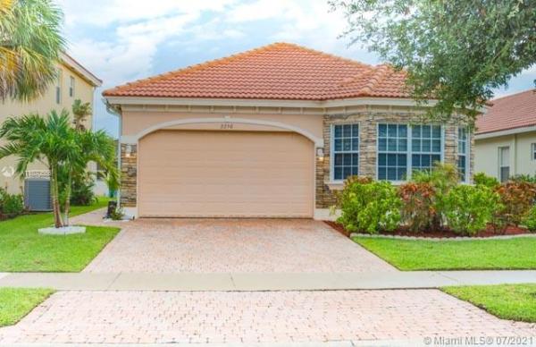 2250 NW Padova St, Florida 34986, image 2