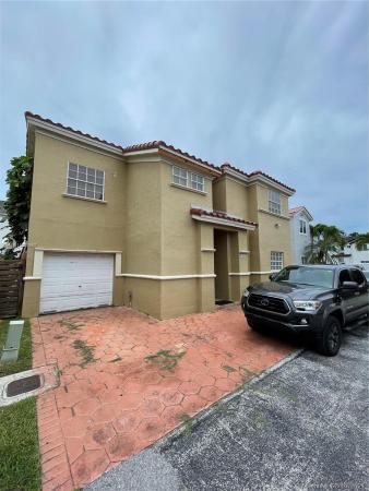 Lake Pointe, 12683 NW 10th St, Tamiami, Florida 33182, image 2