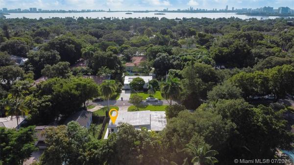 Redding Heights, 9340 NE 9th Pl, Miami Shores, Florida 33138, image 2