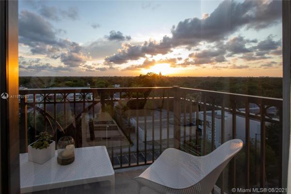 Merrick Manor, 301 Altara Ave #719, Coral Gables, Florida 33146, image 2