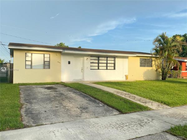 Dixie Estates, 29835 SW 154th Ct, Leisure City, Florida 33033, image 2