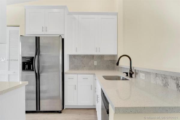 Wellington Place, 13502 Fountain View Blvd, Wellington, Florida 33414, image 2