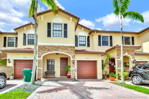 Garden Estates, 15424 SW 119th Ter #15424, The Hammocks, Florida 33196, image 2