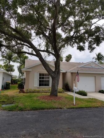 North Gate, 2270 SE 4th Ct, Homestead, Florida 33033, image 2