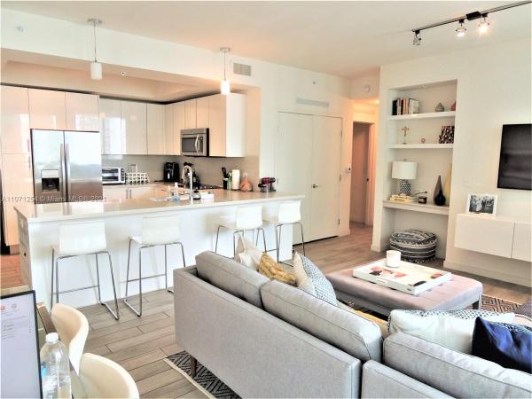 Nine At Mary Brickell Village, 999 SW 1st Ave #1914, Miami, Florida 33130, image 2