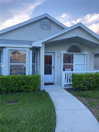 1172 NW Lombardy Dr, Florida 34986, image 2